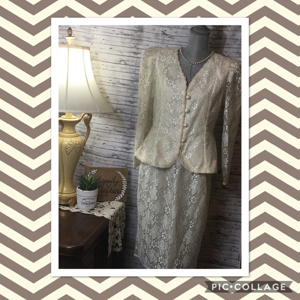 In the Mood dress suit. Size 10